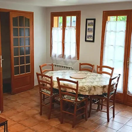 Le Pressoir * Cresseveuille